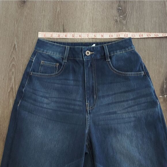 Halara Flex High Waisted Multiple Pockets Rolled Hem Wide Leg Jeans Small Tall - Picture 7 of 9